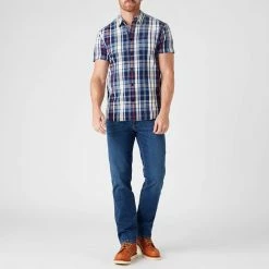 Wrangler Mid Blue Texas Straight Fit Jean